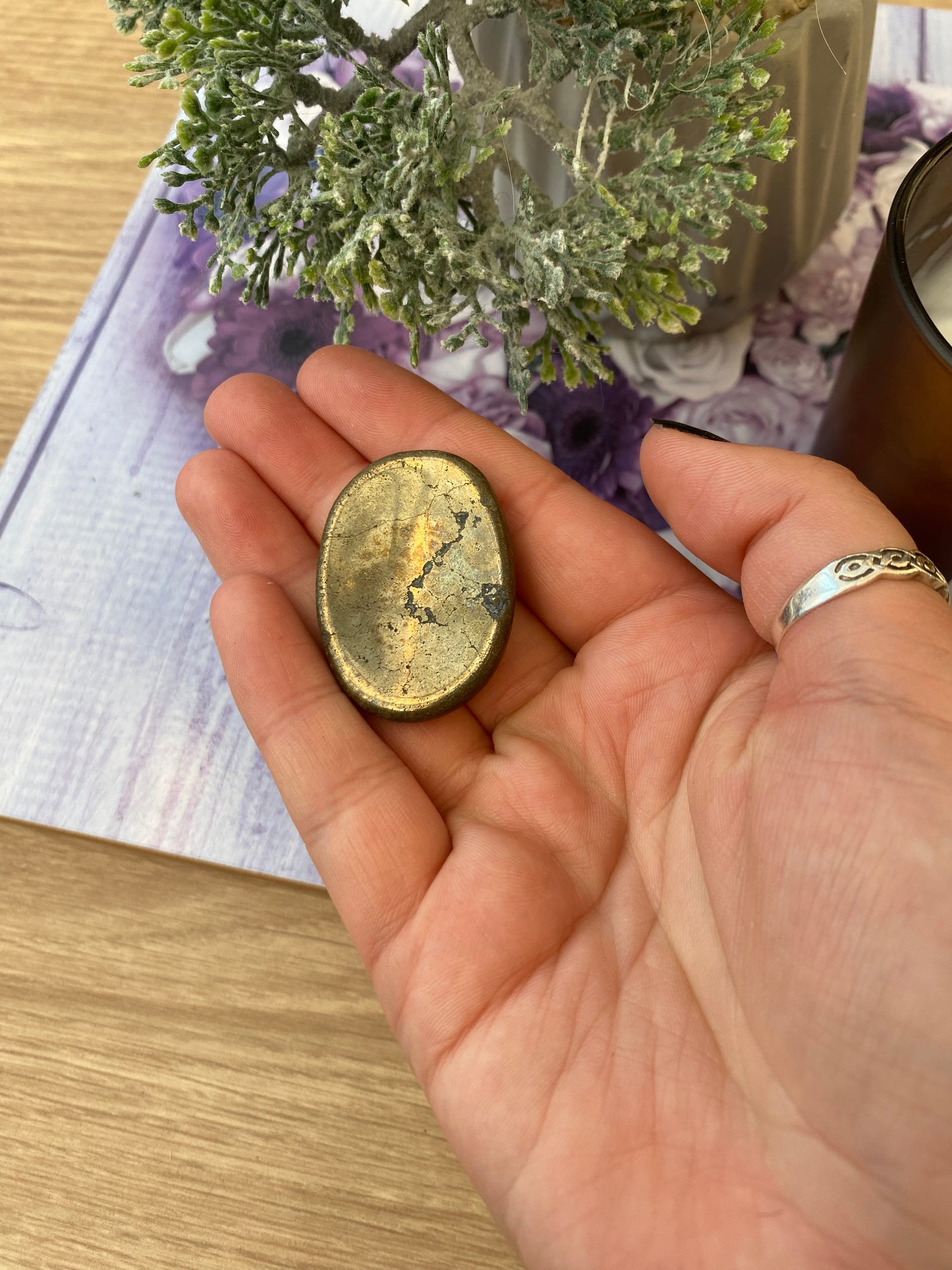 Pyrite Worry Stone with Pouch