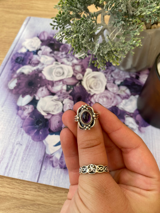 Amethyst Victorian Vintage Oval Ring