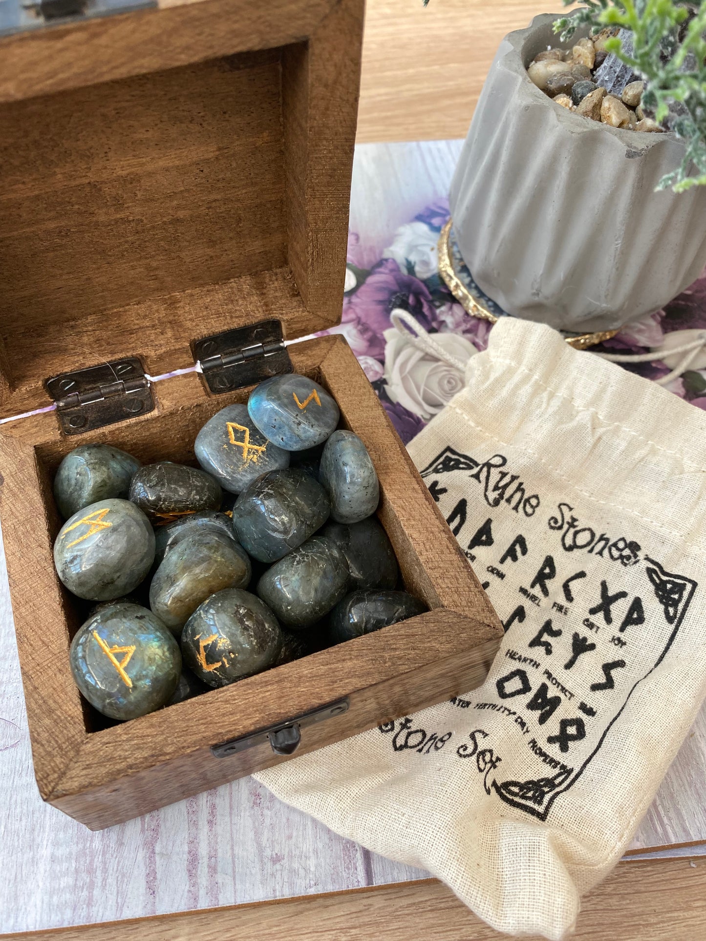 Labradorite Runestone Set with Pouch